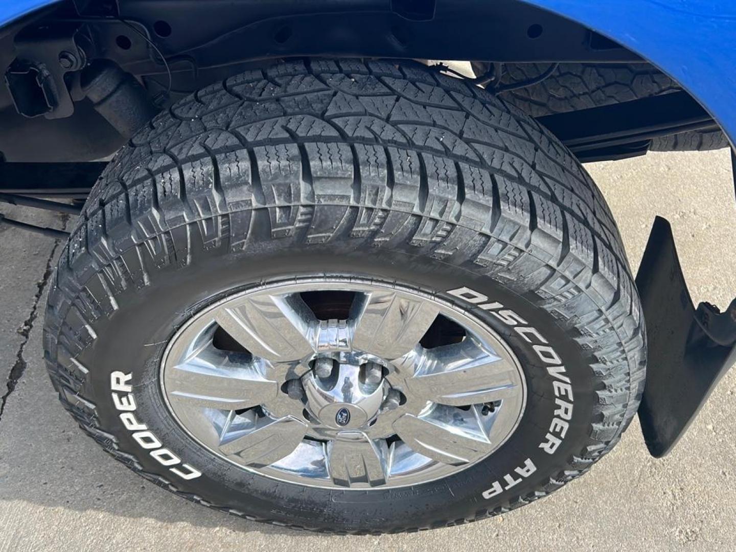 2011 BLUE Ford F-150 fx4 (1FTFW1EF1BF) with an V8, 5.0L engine, Automatic transmission, located at 3030 CY Ave, Casper, WY, 82604, (307) 265-3830, 42.827816, -106.357483 - Photo#7