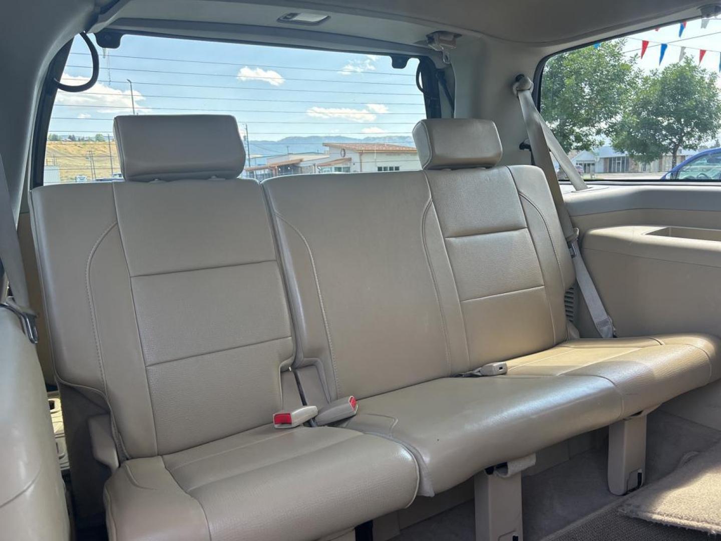 2012 White Nissan Armada PLATINUM (5N1BA0NE0CN) with an V8, 5.6L engine, Automatic transmission, located at 3030 CY Ave, Casper, WY, 82604, (307) 265-3830, 42.827816, -106.357483 - Photo#12