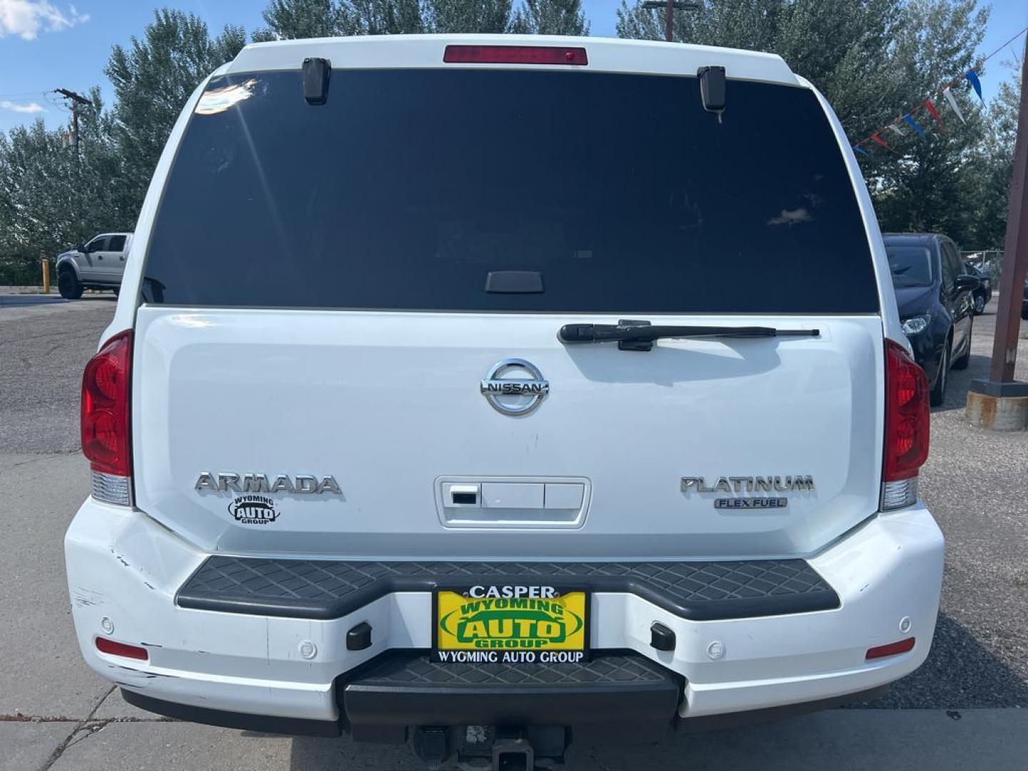 2012 White Nissan Armada PLATINUM (5N1BA0NE0CN) with an V8, 5.6L engine, Automatic transmission, located at 3030 CY Ave, Casper, WY, 82604, (307) 265-3830, 42.827816, -106.357483 - Photo#5