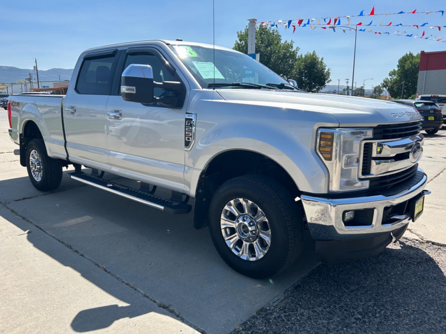 2018 Silver /Gray Ford F-250 SD XLT Crew Cab 4WD (1FT7W2B6XJE) with an 6.2L V8 OHV 16V engine, 6A transmission, located at 3030 CY Ave, Casper, WY, 82604, (307) 265-3830, 42.827816, -106.357483 - Photo#2