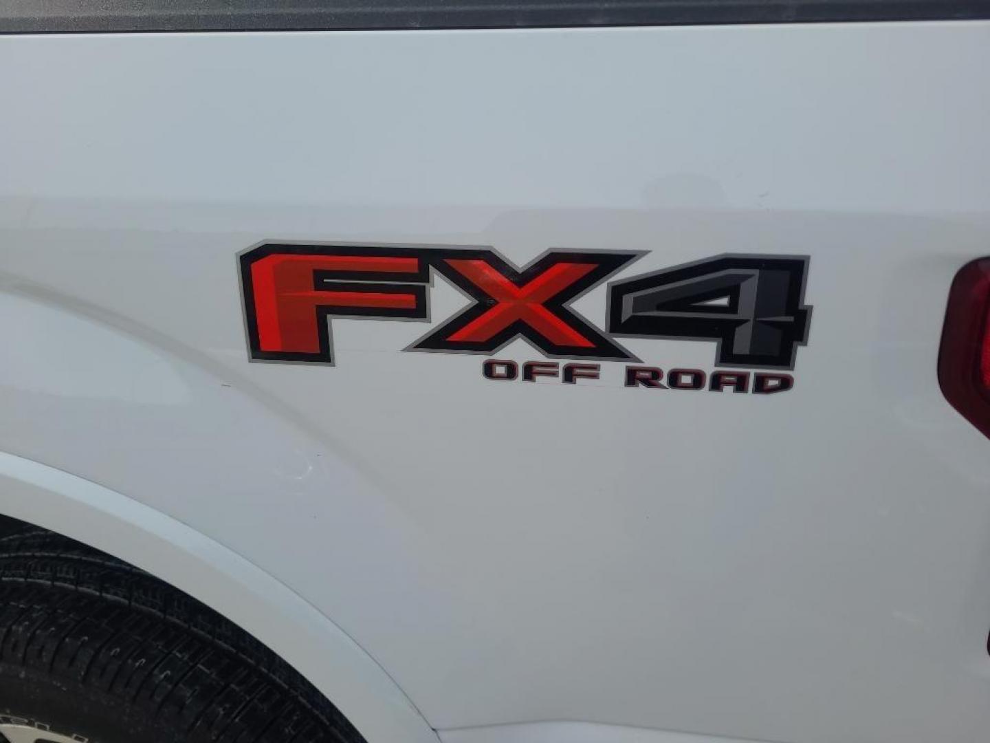 2019 WHITE Ford F-150 XLT FX4 (1FTEW1E47KF) with an V6, 3.5L engine, Automatic transmission, located at 3030 CY Ave, Casper, WY, 82604, (307) 265-3830, 42.827816, -106.357483 - Looking for a reliable, powerful truck that can tackle any job or adventure? Look no further than this stunning pre-owned 2019 Ford F-150 XLT !<br><br>This robust beast is equipped with a V6, 3.5L engine, delivering impressive power and performance for both work and play. Whether you're hauling heav - Photo#5