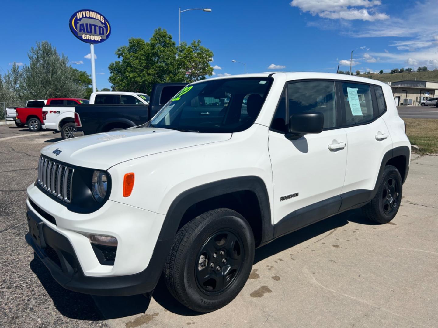 2022 White Jeep Renegade Sport (ZACNJDA19NP) with an L4, 1.3L engine, Automatic transmission, located at 3030 CY Ave, Casper, WY, 82604, (307) 265-3830, 42.827816, -106.357483 - Photo#3