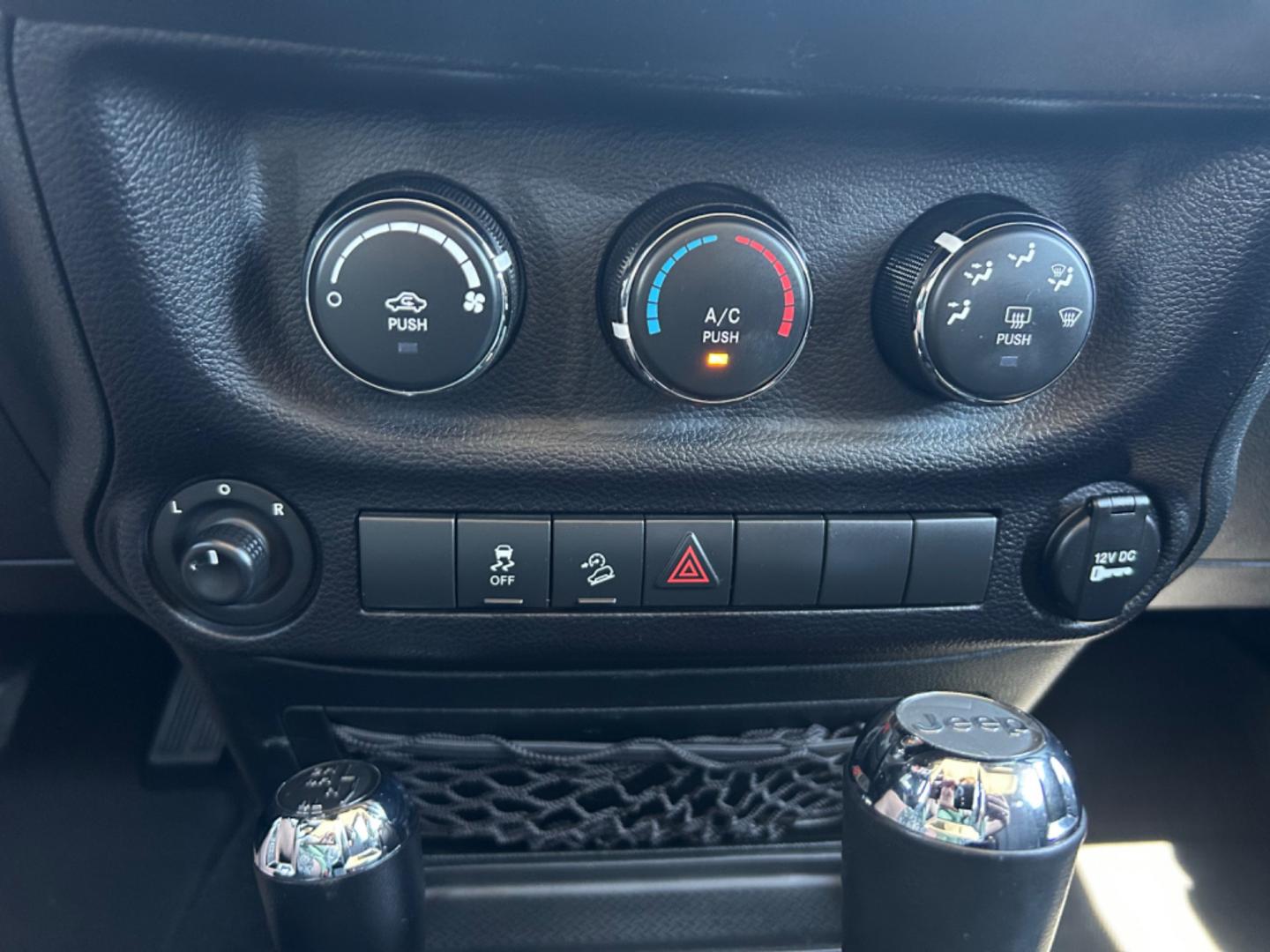 2018 BLACK /Black JEEP WRANGLER JK UNL SPORT (1C4BJWDG2JL) with an 3.6L engine, 6-Speed Manual transmission, located at 3030 CY Ave, Casper, WY, 82604, (307) 265-3830, 42.827816, -106.357483 - Photo#16