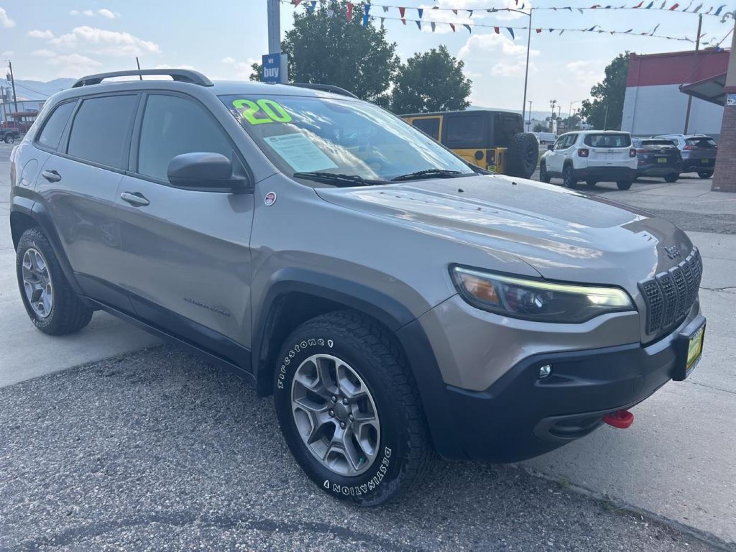 2020 Gray Jeep Cherokee Trailhawk (1C4PJMBXXLD) with an V6, 3.2L engine, Automatic transmission, located at 3030 CY Ave, Casper, WY, 82604, (307) 265-3830, 42.827816, -106.357483 - Discover the versatility of the 2020 Jeep Cherokee Trailhawk, a vehicle engineered to conquer both city streets and off-road trails with equal prowess. This well-maintained model features a potent V6, 3.2L engine that delivers a balanced blend of power and efficiency, ensuring a responsive and dynam - Photo#3