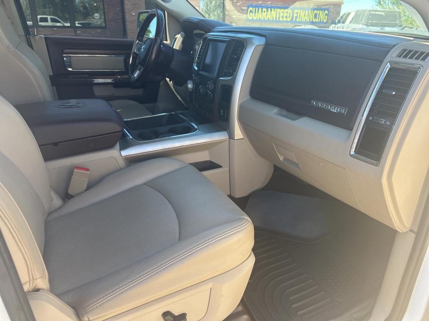 2017 white Ram 1500 Laramie (1C6RR7NT5HS) with an V8, 5.7L engine, Automatic transmission, located at 3030 CY Ave, Casper, WY, 82604, (307) 265-3830, 42.827816, -106.357483 - Photo#10