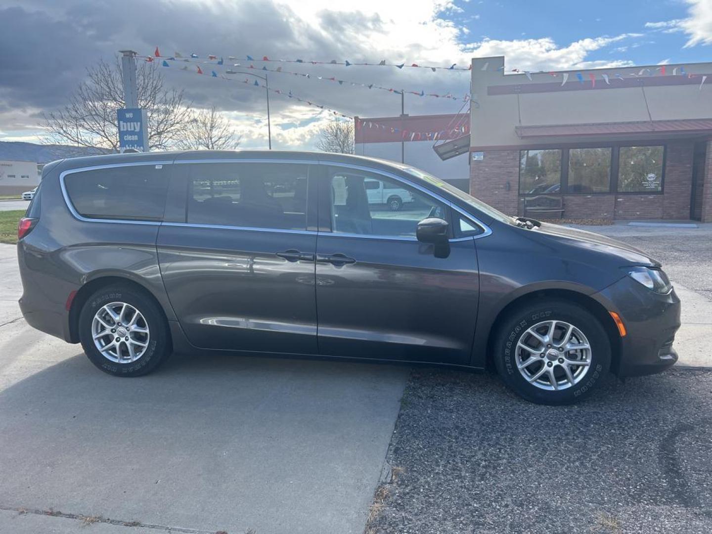 2022 Chrysler Voyager LX (2C4RC1CG9NR) with an V6, 3.6L engine, located at 3030 CY Ave, Casper, WY, 82604, (307) 265-3830, 42.827816, -106.357483 - Introducing the 2022 Chrysler Voyager LX, a dynamic blend of sophistication and practicality that's ready to elevate your driving experience! Powered by a robust V6, 3.6L engine, this front-wheel-drive marvel offers an exhilarating blend of power and efficiency, making every journey a joy.<br> - Photo#4