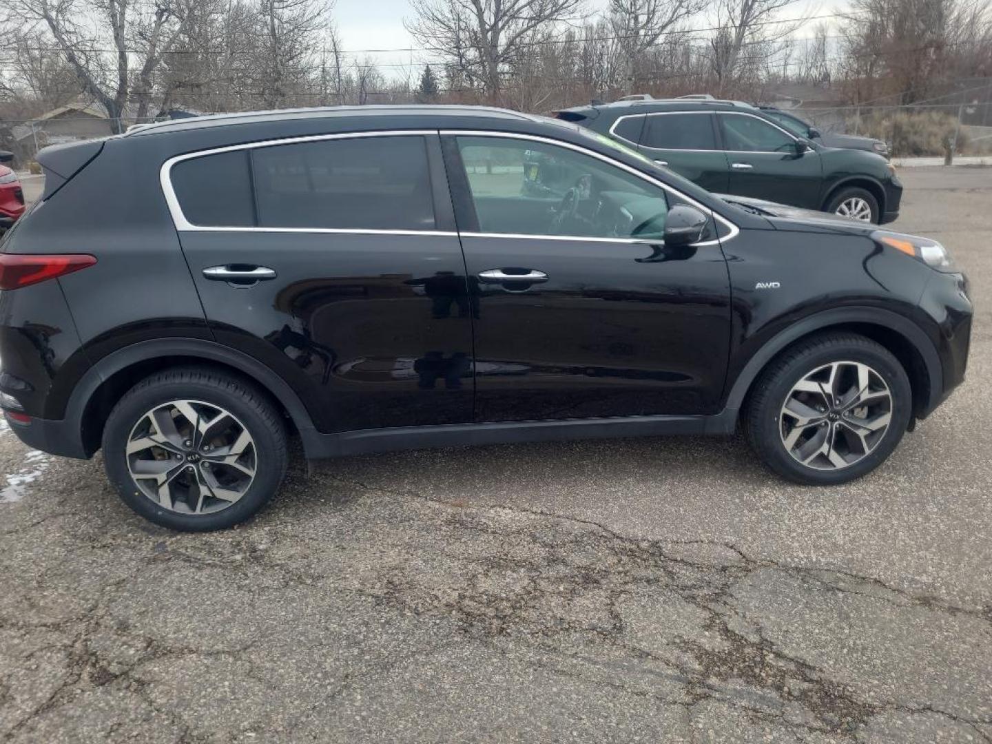 2020 Black Kia Sportage EX AWD (KNDPNCAC4L7) with an 4 Cyl, 2.4L engine, Automatic transmission, located at 3030 CY Ave, Casper, WY, 82604, (307) 265-3830, 42.827816, -106.357483 - Photo#3