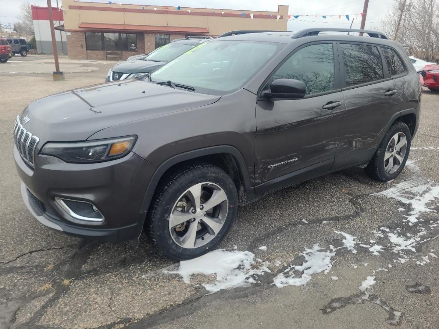 2022 DK GRAY Jeep Cherokee Limited (1C4PJMDX0ND) with an V6, 3.2L engine, Automatic transmission, located at 3030 CY Ave, Casper, WY, 82604, (307) 265-3830, 42.827816, -106.357483 - Photo#1